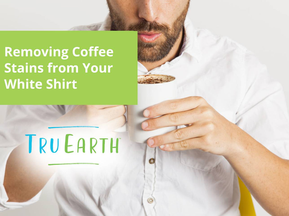 koffievlek uit overhemd